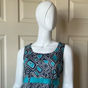 Précis Petite - women’s top (Size S - 8 on tag)